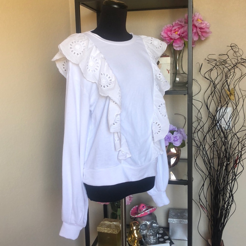 Melrose and Market eyelet ruffle sweatshirt